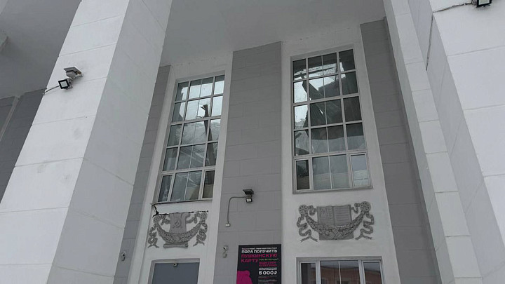 Обрушение крыши в детской школе искусств продолжилось