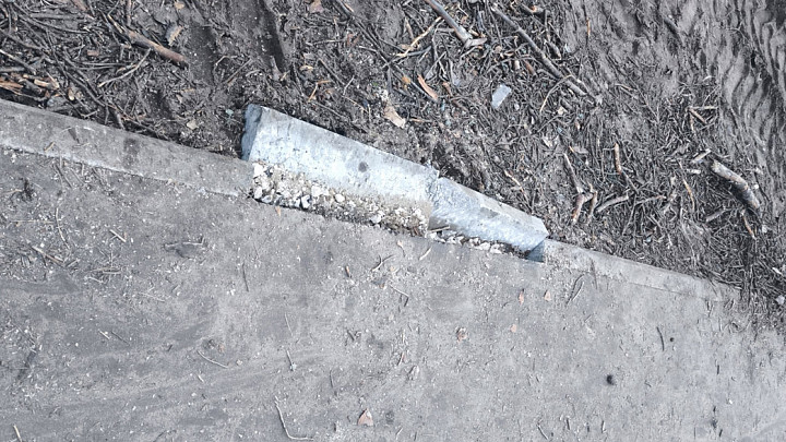 Власти не прислушались к владимирцам и разломали новый тротуар