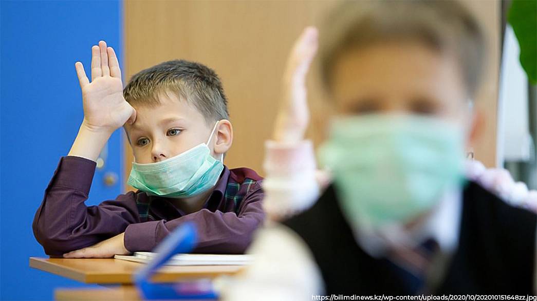 Во Владимирской области 182 школьника болеют коронавирусом. По мнению властей, это не повод массово уходить на дистанционку