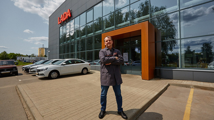 Лучший специалист дилерской сети АО «АВТОВАЗ» работает во Владимире