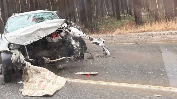 На трассе «Владимир-Радужный» столкнулись две машины, три человека госпитализированы