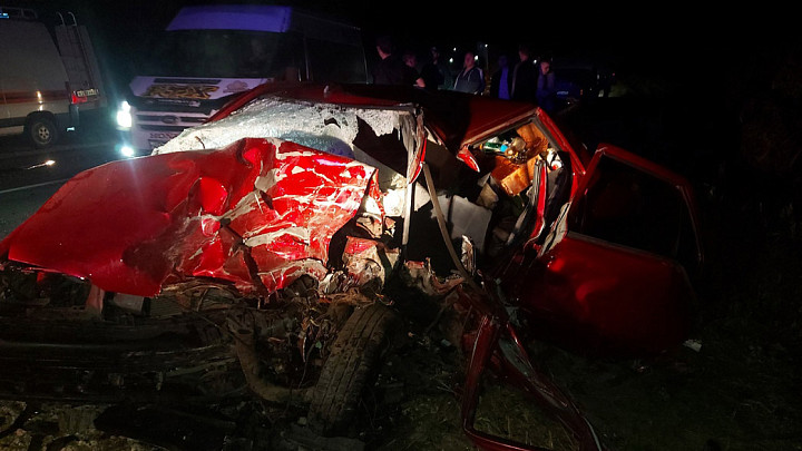 54-летний водитель «Рено» погиб, у виновника аварии из «Форда» — ни царапины