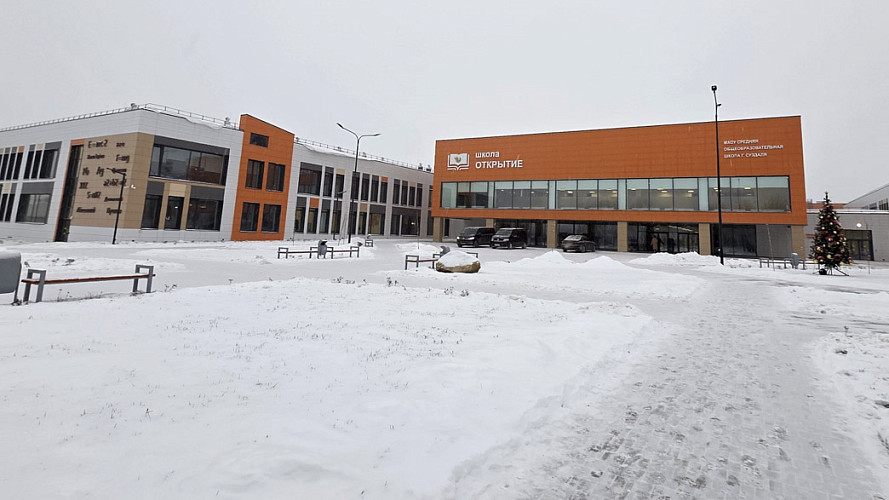 Открылась «самая лучшая во Владимирской области школа», в которой за партами еще не сидели дети