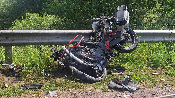 В Коврове разбился байкер, а на М-12 в ДТП пострадали пять человек