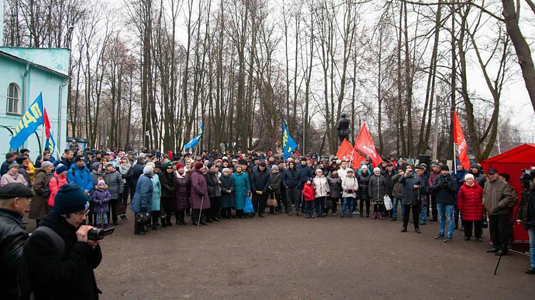 Коммунисты обвинили администрацию Кольчугинского района в кумовстве, коррупции, разрыве устоявшихся социальных связей и сломе местной экономики