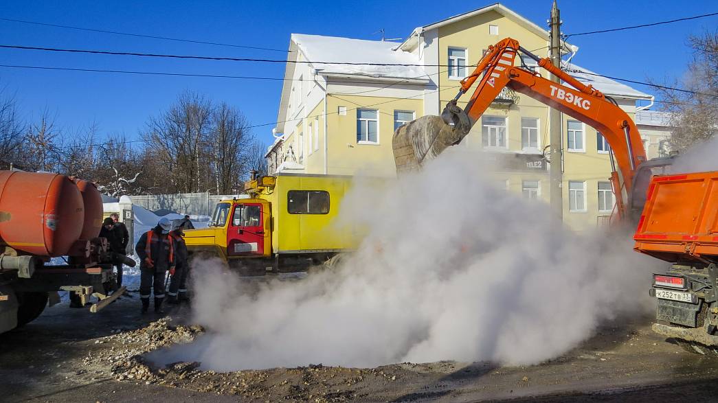 Ремонтные работы на трубопроводе на улице Луначарского в городе Владимире отложены  до более теплой погоды
