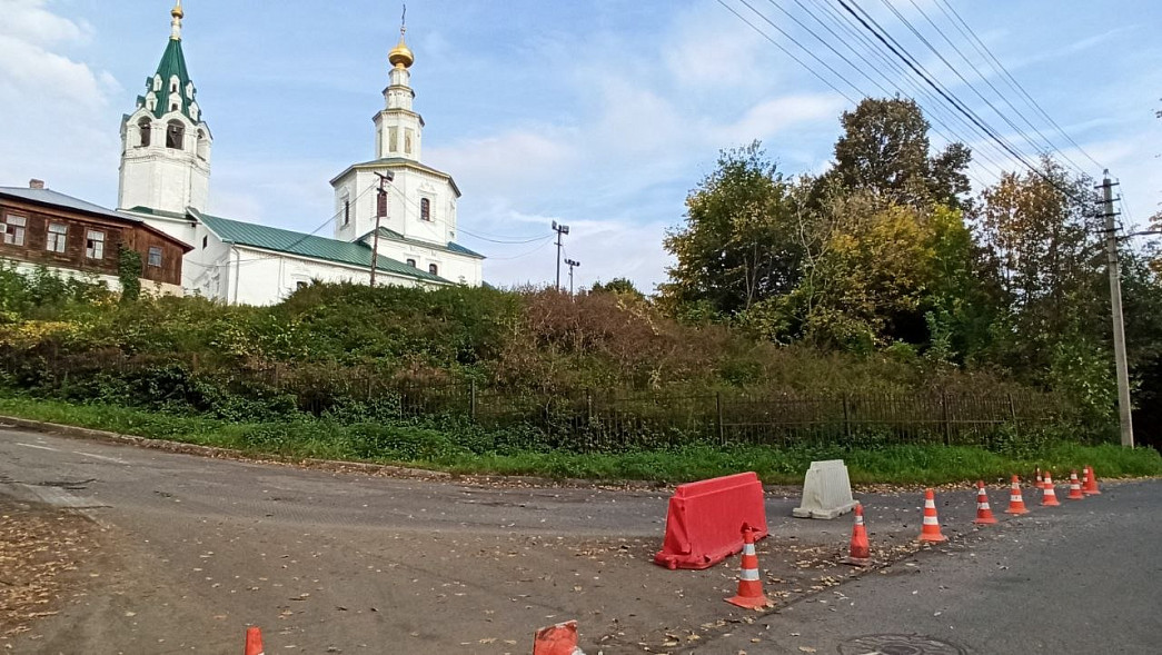 Во Владимире перекрыт переулок, соединяющий Николо-Галейскую и Летне-Перевозинскую улицы