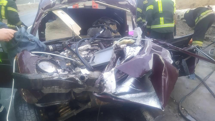 Утром  25 марта, в Кольчугинском районе, столкнулись легковой автомобиль и грузовик. Двое человек погибли