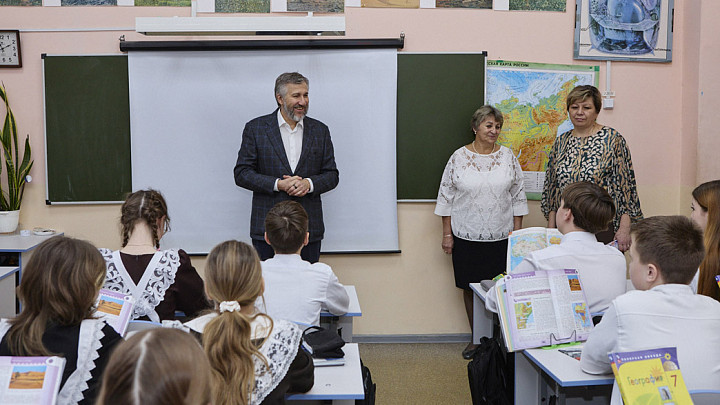 Школа № 2 Юрьева-Польского – участник проекта депутата Госдумы Григория Аникеева «Центр развития семьи»