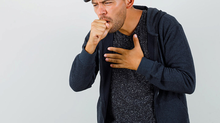 Врачи вынули из бронхов юноши наконечник от ручки, который он вдохнул 14 лет назад