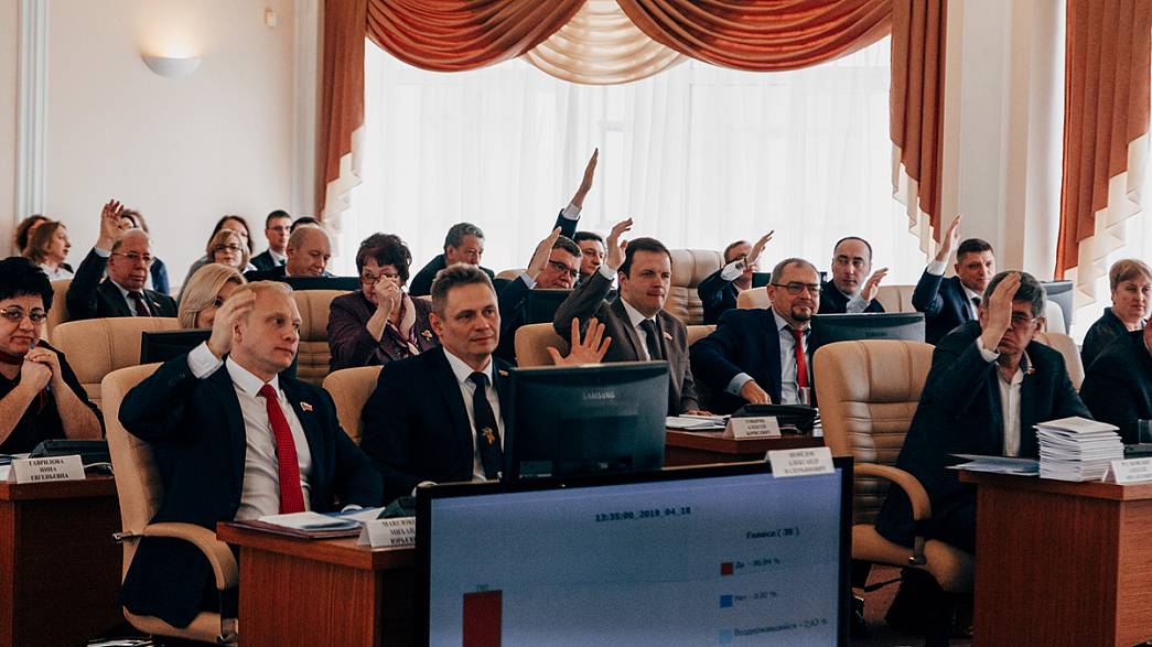Депутаты ЗакСобрания преодолели вето губернатора Сипягина