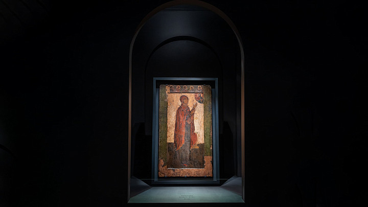 В владимирских «Палатах» выставили икону Боголюбской Божией Матери. Ее реставрировали почти 100 лет