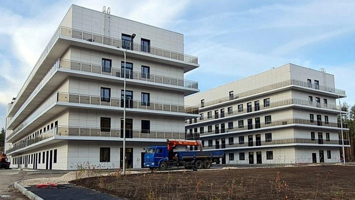 Инфекционный корпус ОКБ откроют в конце октября. Но это не точно: дату сдачи объекта переносят уже в четвертый раз