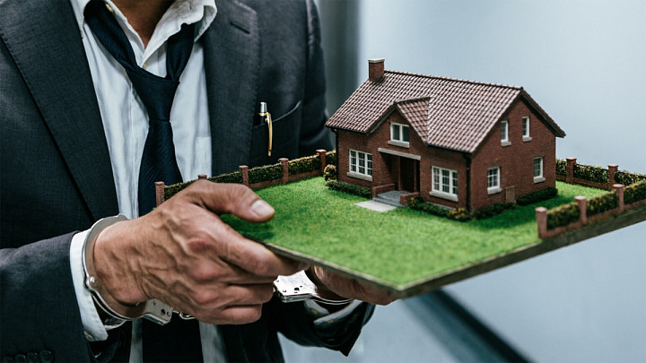 Риелтор задержан по подозрению в махинациях с землей в Киржаче