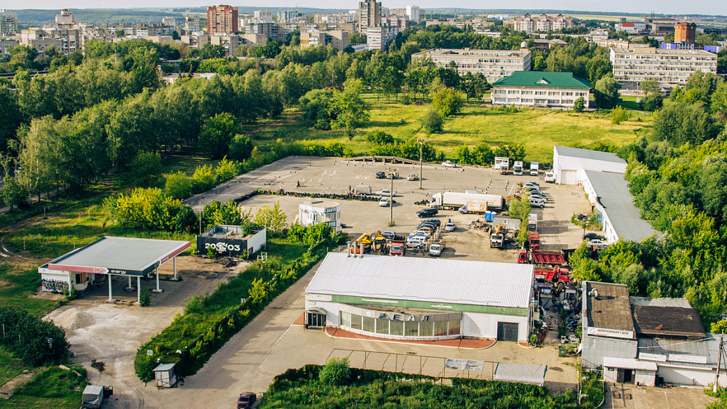 Заправку на перекрестке Мира и Строителей снесут до 24 октября