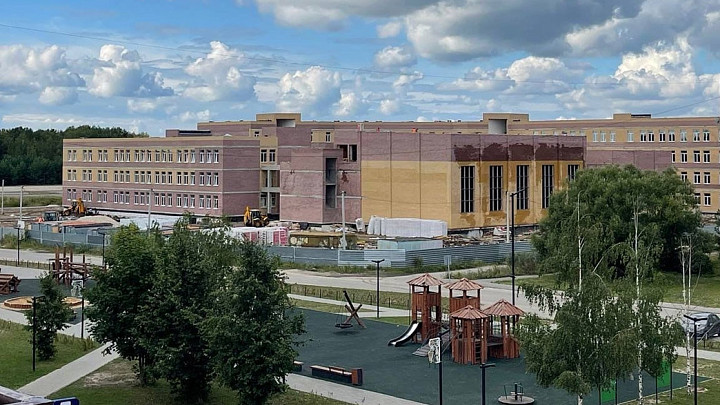 «Народный фронт»: школу в Покрове не достроят и в 2026 году