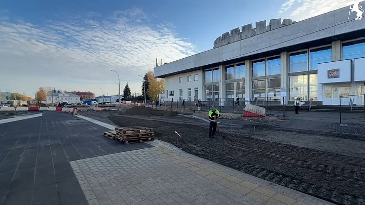 Разрытую Вокзальную площадь намереваются замостить до конца октября