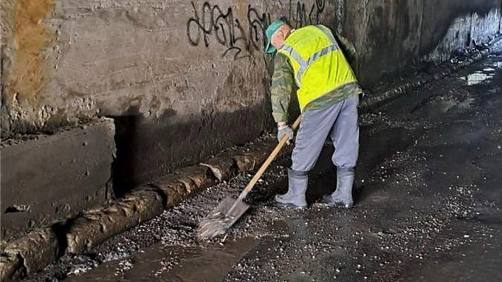 Проезд под «Черным мостом» на Рабочем спуске города Владимира перекроют на полдня