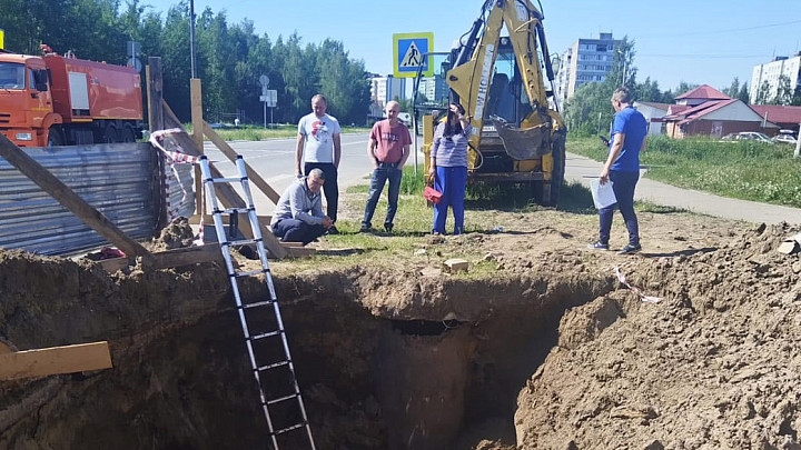 Следствие выясняет, кто из директоров компании ответит за гибель рабочего в траншее