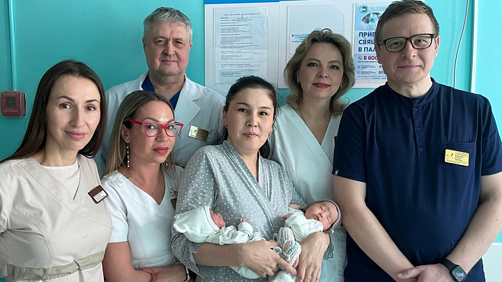 Владимирские врачи спасли двойню