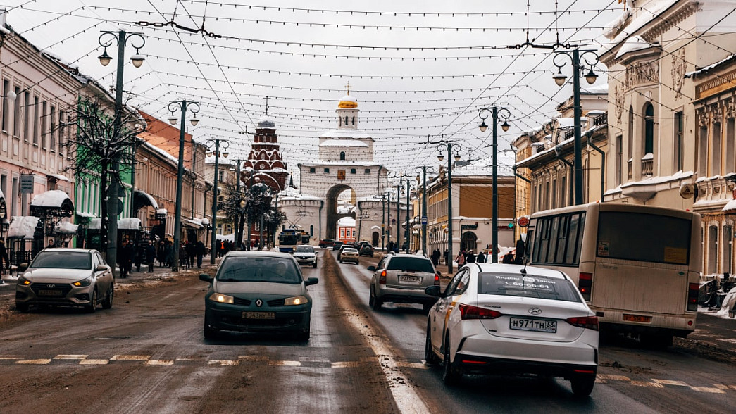 Путешественники по «Золотому кольцу» теперь ищут жилье через российские платформы