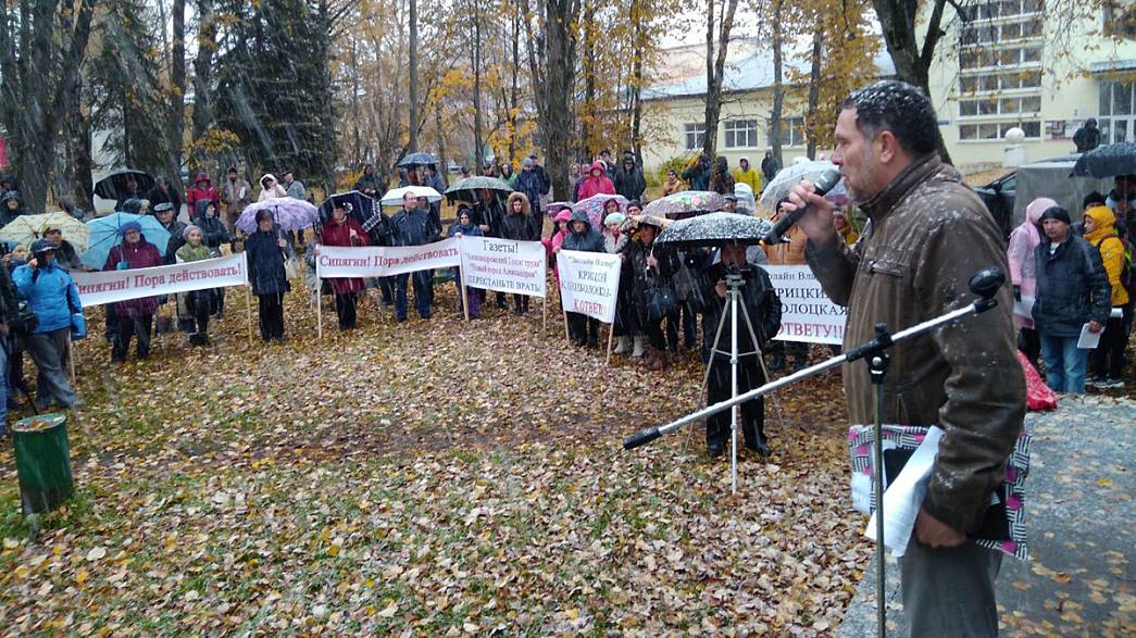 На митинге против завоза московского мусора потребовали отставки руководства Александровского района и увеличения аренды за использование свалки