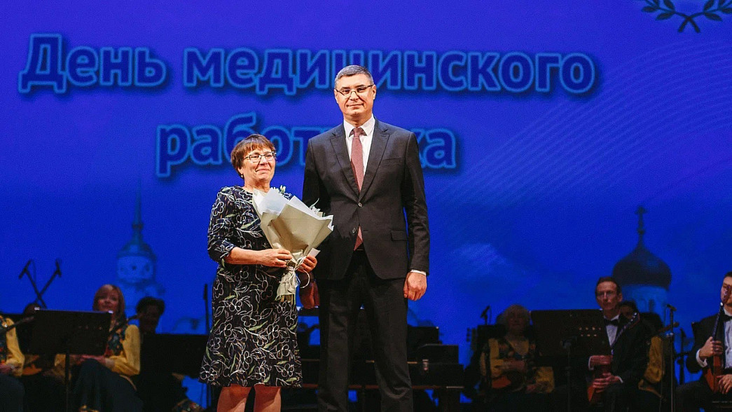 Кто из владимирских медработников получил награды к профессиональному празднику