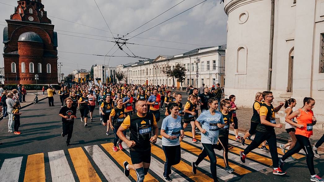 По Владимиру - бегом: поучаствовать и посмотреть на полумарафон «Золотые ворота» пришли 8,5 тысяч человек