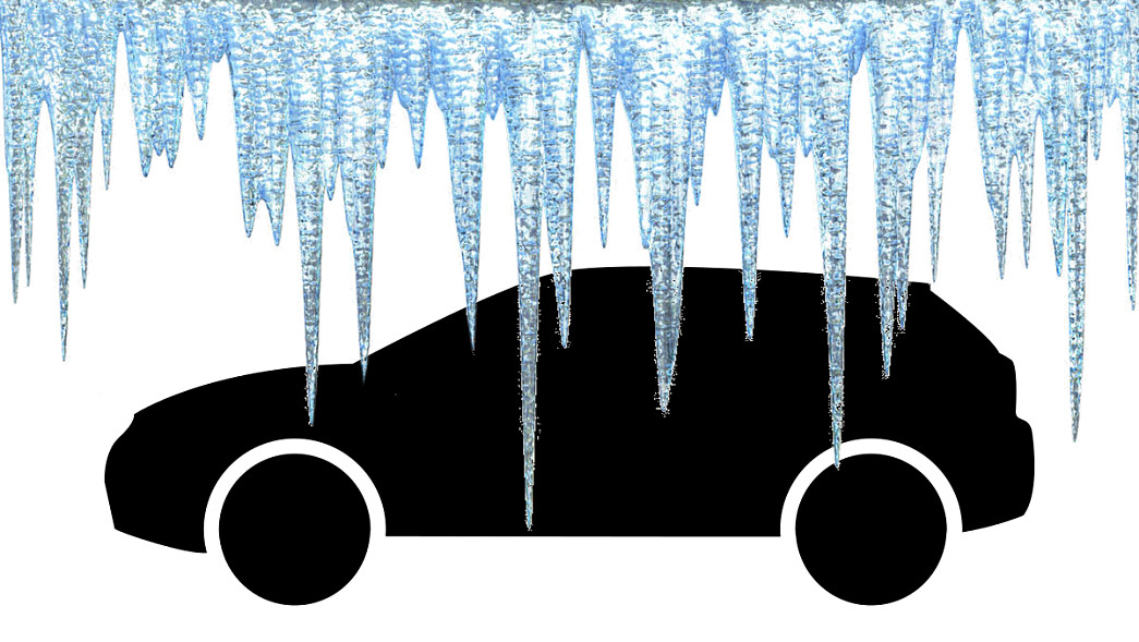 Владелец автомобиля, на который упала глыба льда, хочет отсудить деньги у управкомпании