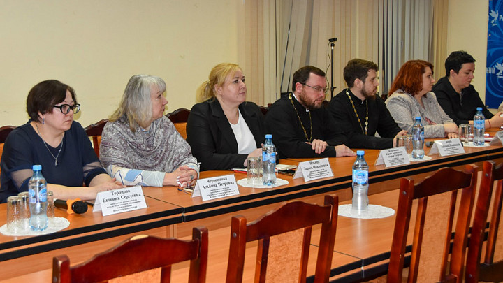 Родители не приняли предложение власти о переводе учеников Суздальской православной гимназии в другие школы