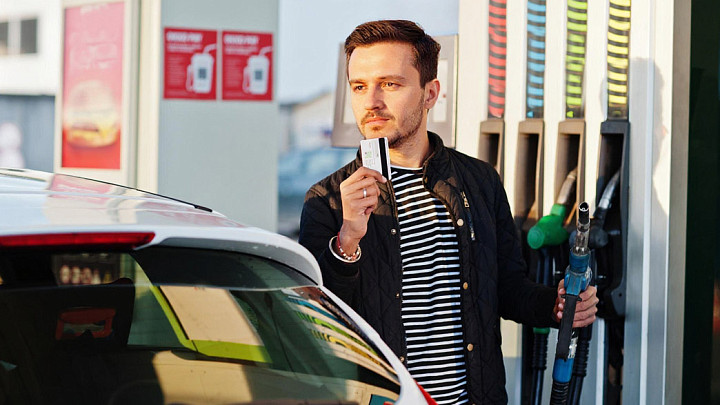 Во Владимирской области официально подешевел бензин. Автомобилисты интересуются — где именно