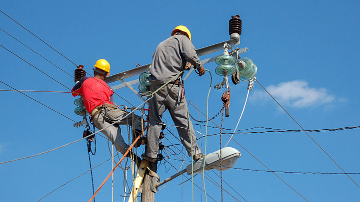 Прокуратура выявила два десятка случаев затягивания компанией «Владимирэнерго» сроков присоединения к электросетям