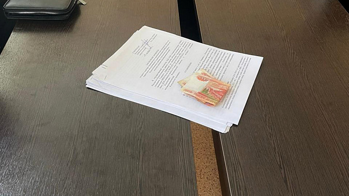 Гражданин Узбекистана прислал вместо себя сдавать экзамен на права соотечественника