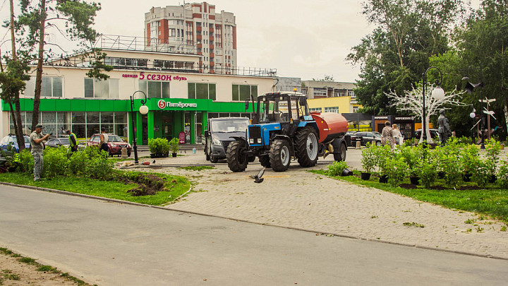 Во Владимире озеленяют Левитановский сквер