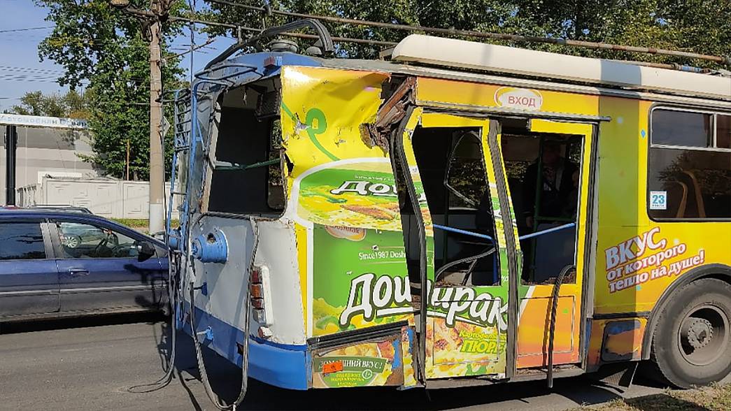 Во Владимире автовышка протаранила троллейбус, пострадал пассажир общественного транспорта