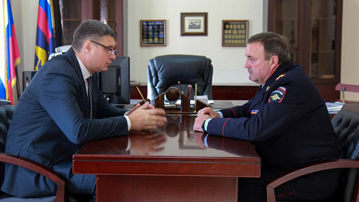 Губернатор Авдеев обсудил с новым начальником региональной полиции Медведевым первостепенные задачи